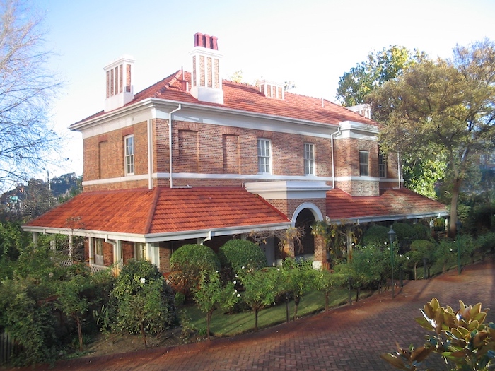 halehouse